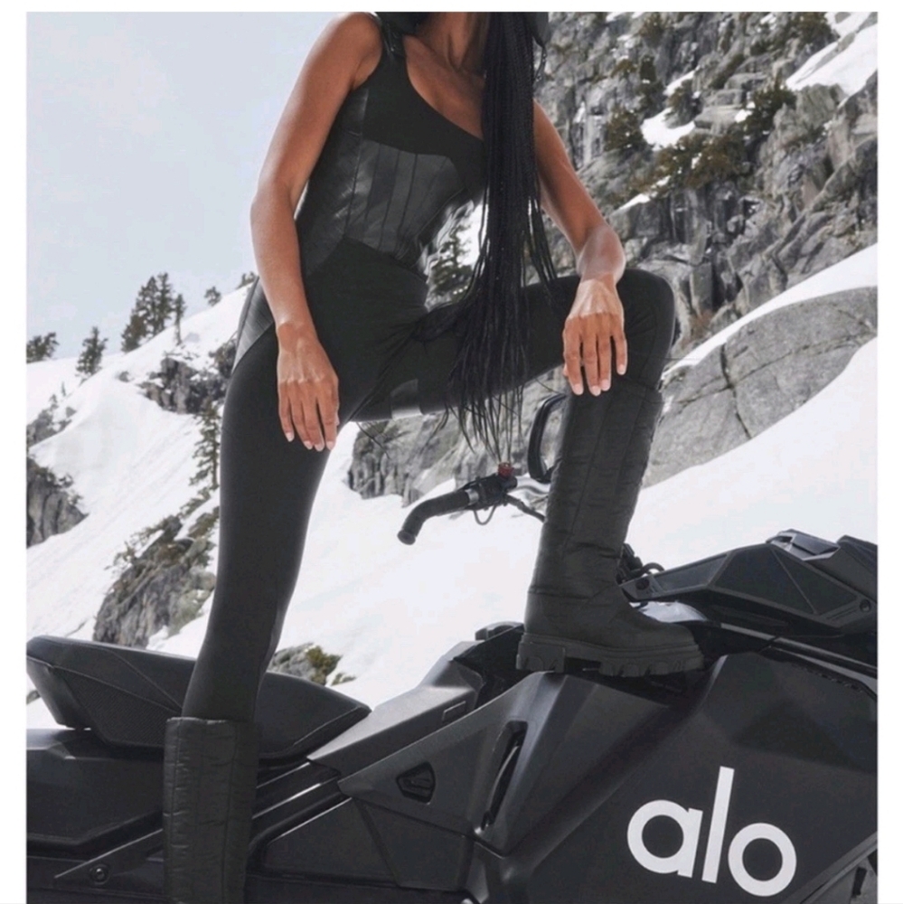 ALO Yoga Black Leather Fitted Corset Jumpsuit, One Piece, Size M - Picture 5 of 6